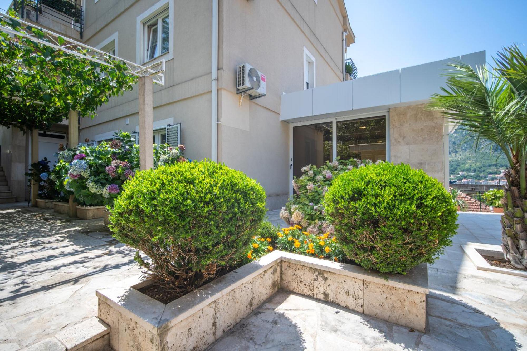 Palma Apartments Kotor Exterior photo